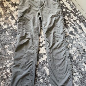Columbia Men's Gray Cargo Pants